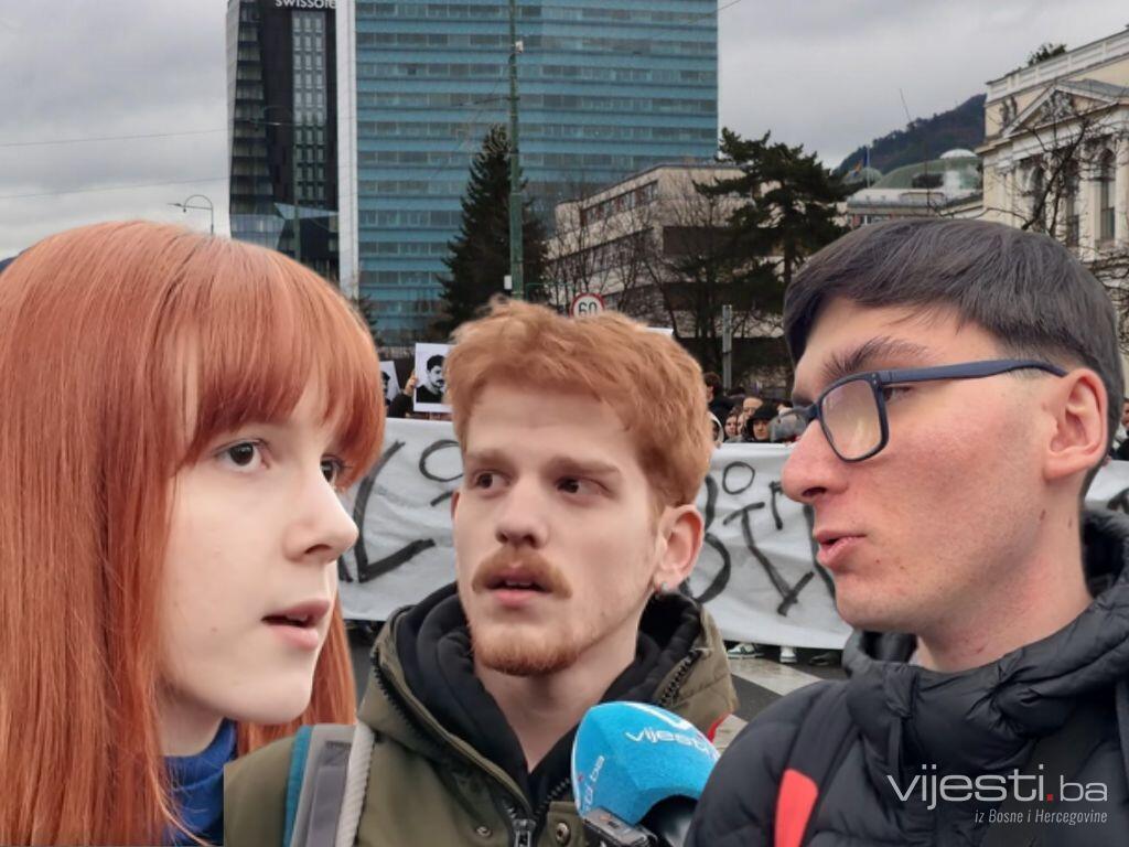 Video / Mladi na protestu: Dosta je stradanja