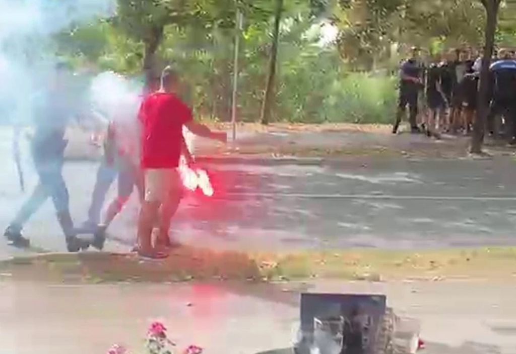 Video: Policija spriječila sukob Robijaša i Red Armyja