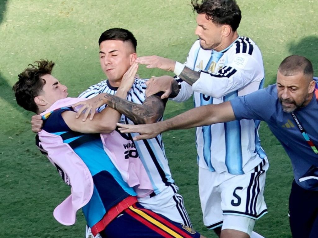 Video: Tučnjava nakon finala, Argentinac dobio crveni karton