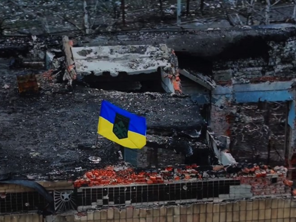 Video: Ukrajinska vojska podigla zastavu na vijećnici u Kupjansku