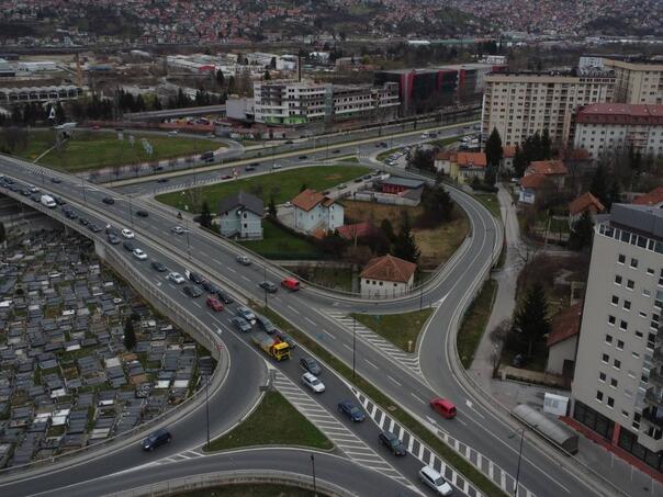 Video: Za 12 godina ni metra XII transverzale, građani taoci Cesta FBiH