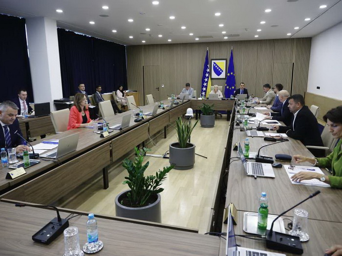 Vijeće ministara BiH 8. decembra o zakonima o Sudu BiH i VSTV-u, te o glavnom pregovaraču sa EU