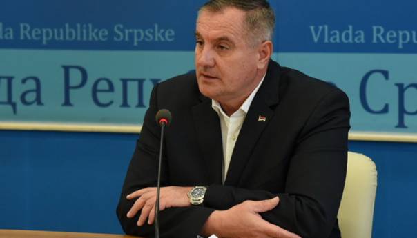 Višković: Nema zastoja u snabdijevanju životnim i drugim namirnicama