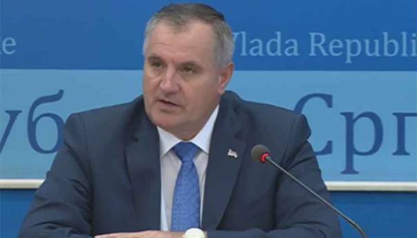 Višković: Za 70.000 radnika Vlada će u aprilu uplatiti minimalnu platu
