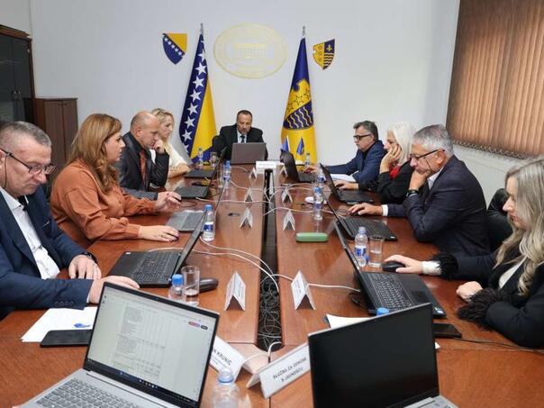 Vlada BPK: Unapređenje uslova za učenike, podrška projektima, poljoprivredi i turizmu