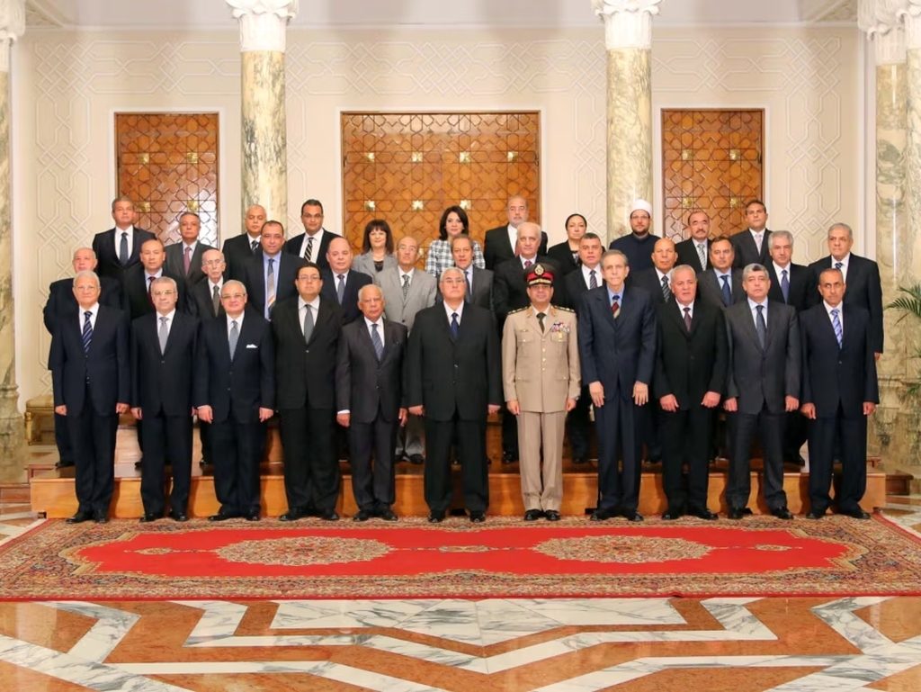 Vlada Egipta podnijela ostavke, naređeno formiranje nove