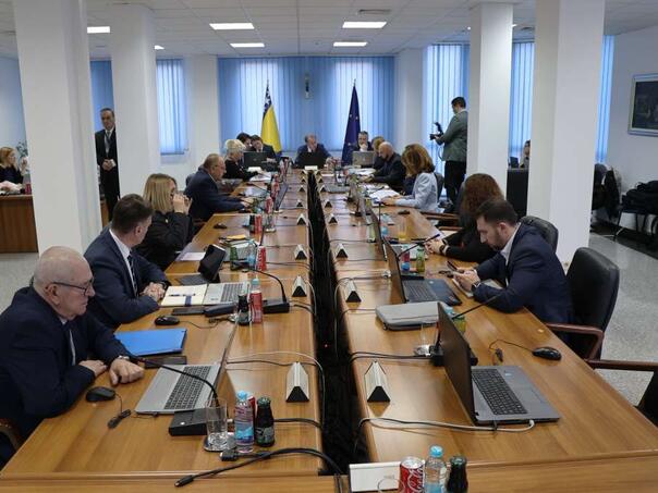 Vlada FBiH izdvojila 1,9 miliona KM za uvezivanje radnog staža rudarima