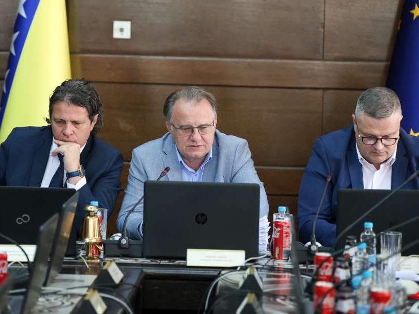 Vlada FBiH: Ne blokira Federacija povrat PDV-a građanima, Amidžić obmanjuje javnost