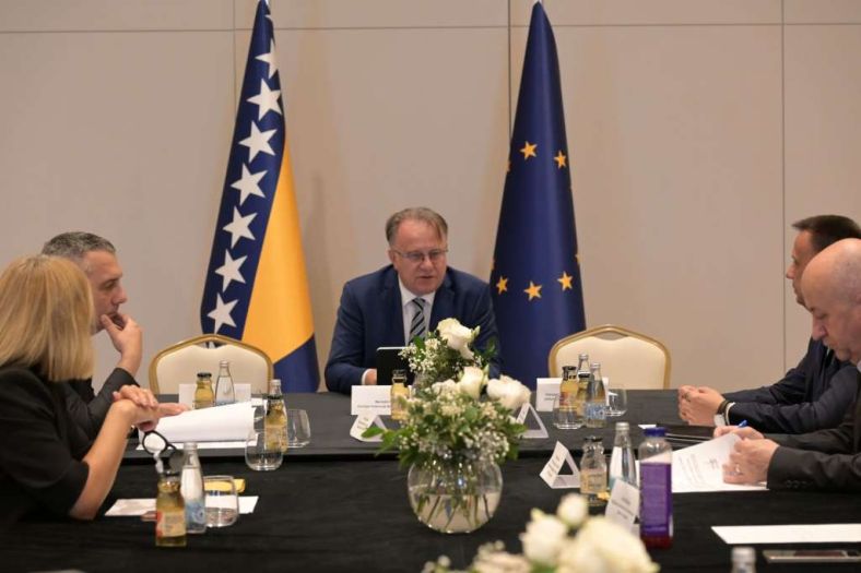 Vlada FBiH od 2023. uložila skoro 1,7 milijardi KM u TK