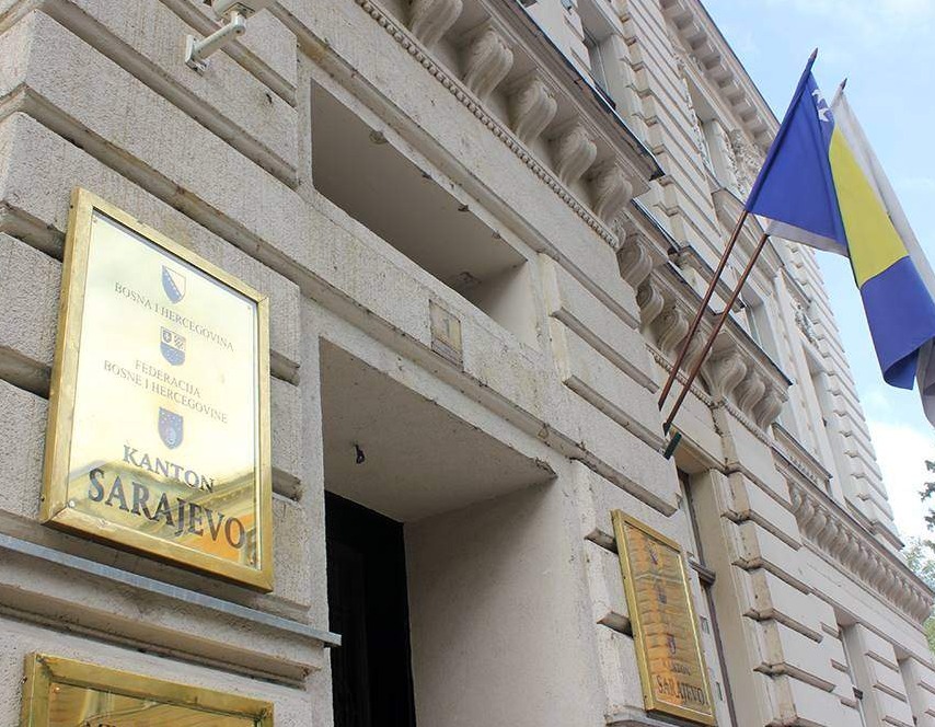 Vlada i Skupština KS čestitale Međunarodni praznik rada