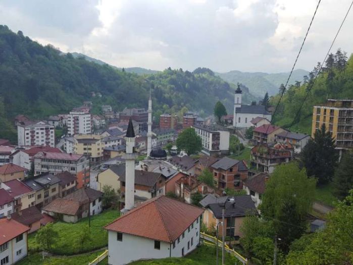 Vlada Kantona Sarajevo izdvaja 750.000 KM za održivi povratak u Srebrenici