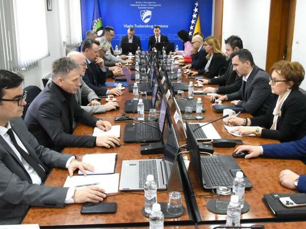 Vlada TK odobrila program jednokratnih pomoći