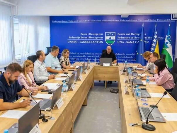 Vlada USK povećala satnicu i koeficijente u zdravstvu
