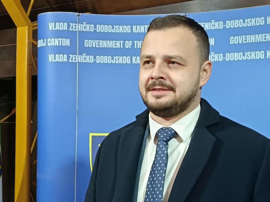 Vlada ZDK za naknade zaposlenim i nezaposlenim porodiljama osigurala 49 miliona KM