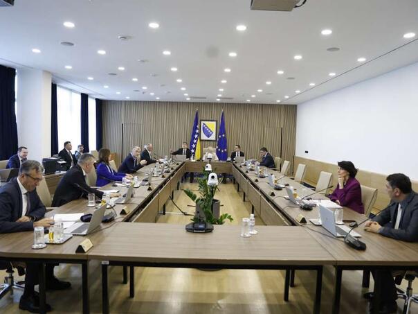 VMBiH danas o zapošljavanju, javnim finansijama, odbrani i reformi javne uprave