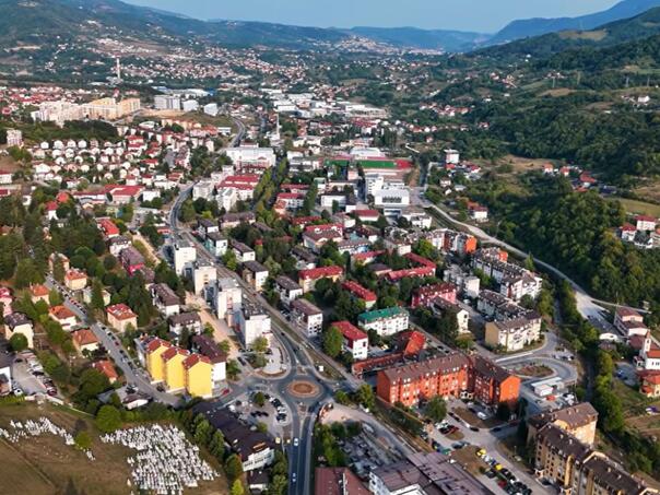Vogošća već drugi dan u velikim problemima zbog nedostatka vode