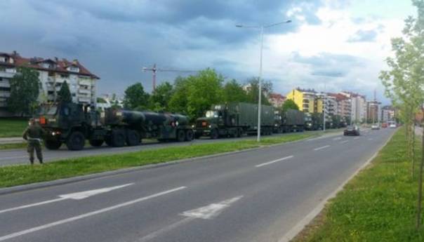 Vojska SAD prodefilovala Banja Lukom na putu ka Manjači