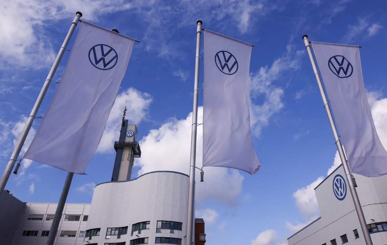 Volkswagen gubi milijarde eura zbog Porschea i Trumpovih carina