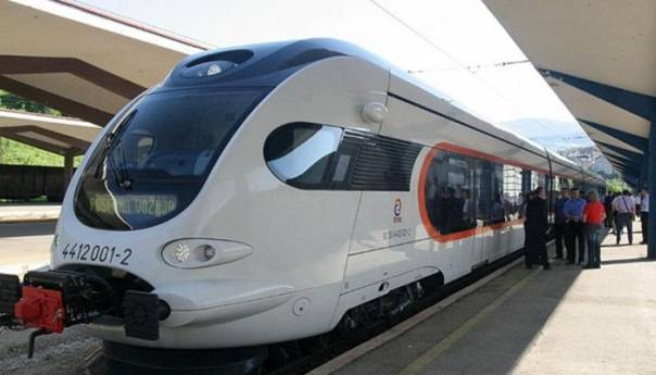 Od 9. augusta počinje saobraćati voz od Željezničke stanice do Pazarića