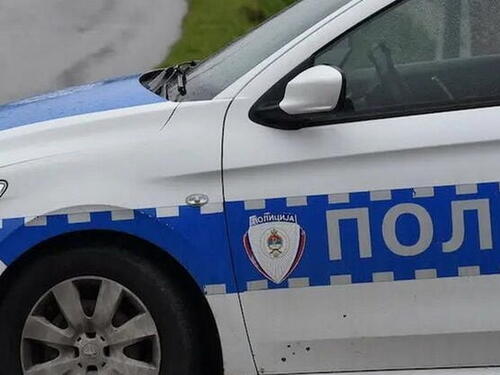 Vozač s 1,55 promila alkohola teško povrijeđen nakon slijetanja s ceste