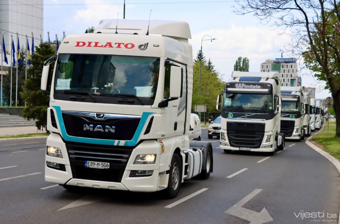 Vozači kamiona najavili blokadu granica 26. januara: "Sve će stati"