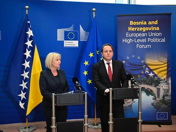 Várhelyi: Predanost evropskim prioritetima u BiH snažnija je nego ikada