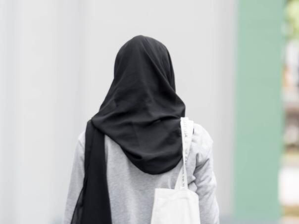 Vrhovni sud Kosova zabranio hidžab u školama