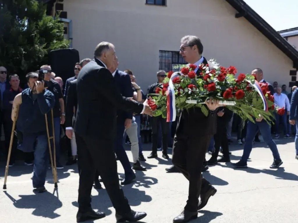 Vučić bio na sahrani Dodikove majke, Netanyahu izrazio saučešće