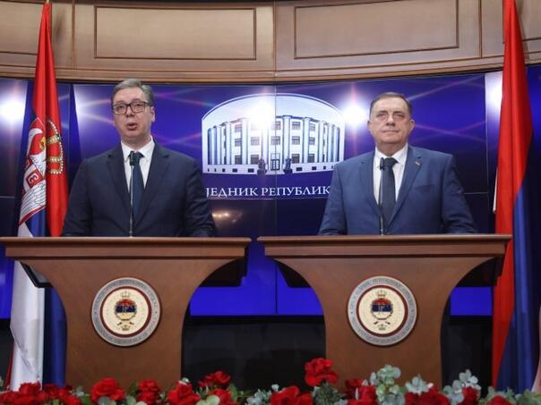 Vučić: Dodik ne može da dođe u Skupštinu Srbije zbog potjernice