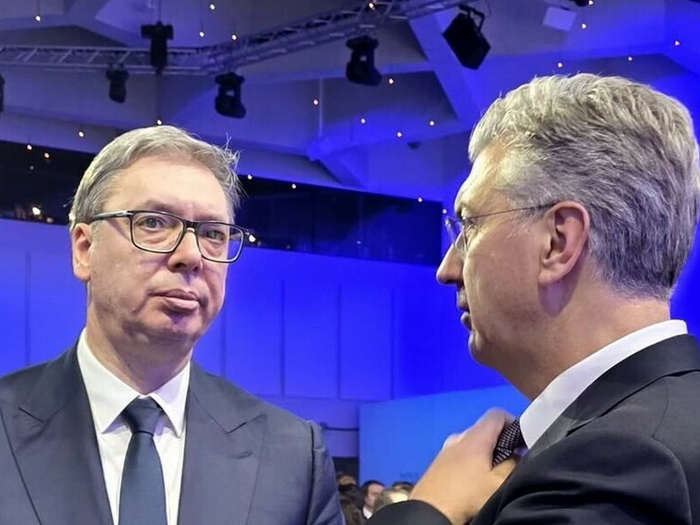 Vučić iz Davosa: Podcijenili smo ih prije 30 godina, danas nismo glupi
