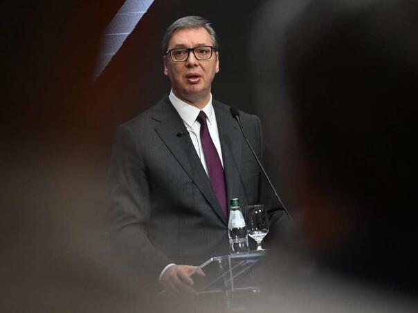 Vučić: Jednostrani potezi Prištine podižu napetosti, dijalog jedini održivi put