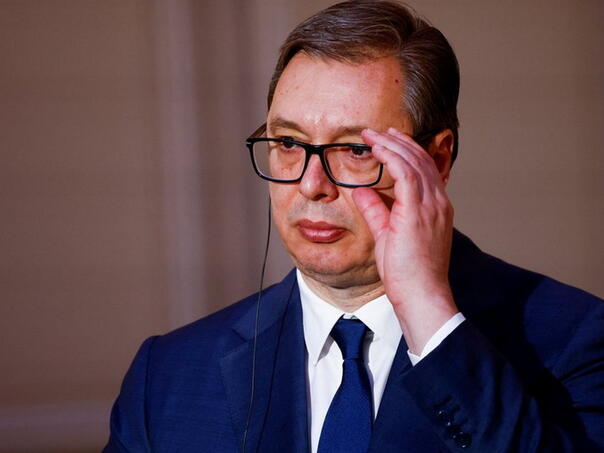 Vučić odgovorio Plenkoviću: Šta je babi milo, to joj se i snilo