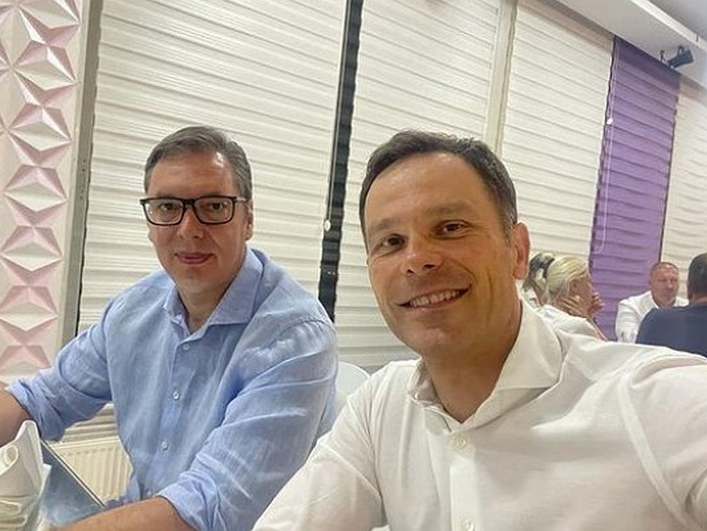 Brže iz bolnice, nego u bolnicu: Vučić otpušten sa VMA