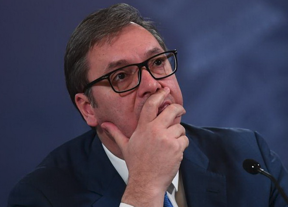 Vučić s pozicije šefa države predvodio kampanju SNS-a za lokalne izbore