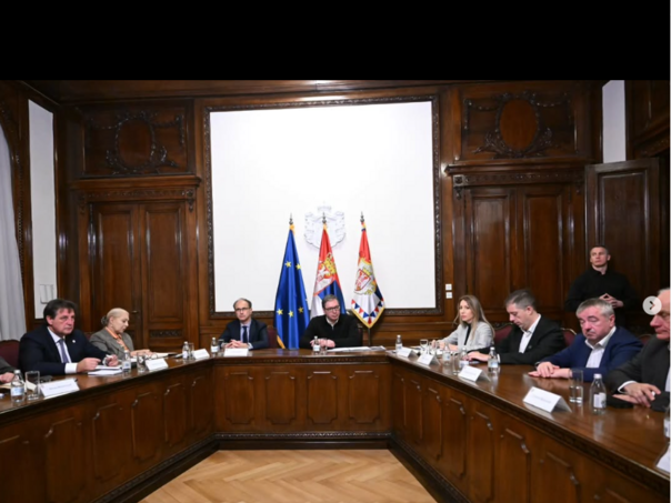 Vučić se oglasio: Šta će biti sa sudbinom NIS-a?