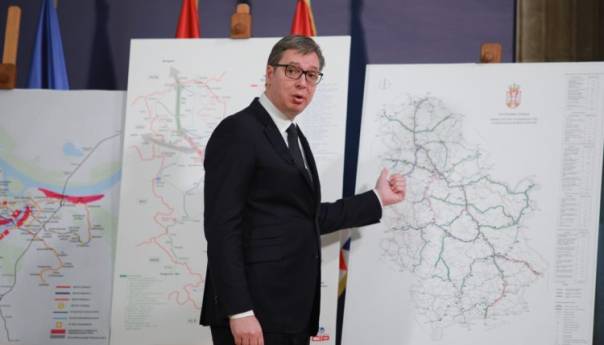 Vučić: Slijedi nam najteže vrijeme od 1944. godine, Crkva da pomogne