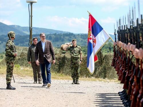 Vučić: "Srbija kupuje novo oružje, idućih dana ćemo potpisati velike ugovore"