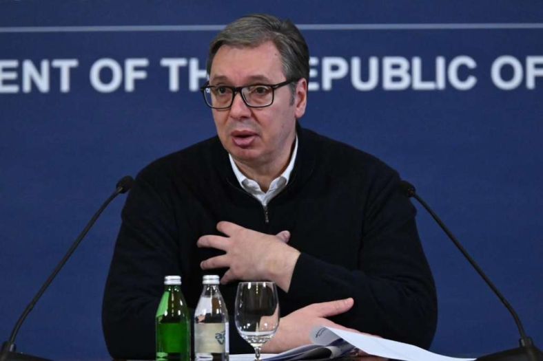 Vučić tvrdi: Iz Tivta vraćeni "aktivisti", a ne kriminalci