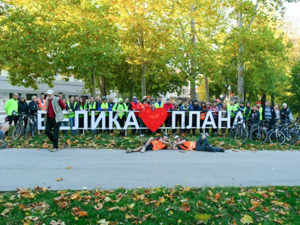 Vučić u panici: Hiljade studenata u velikom maršu stiže u Novi Sad