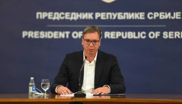 Vučić: Uskoro ću biti samo predsjednik građana