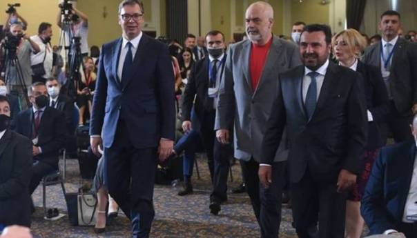 Vučić, Zaev i Rama potpisali sporazume o suradnji