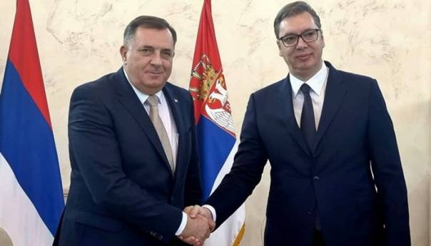 Vučić: Zamolio sam Dodika da se vrate u institucije u BiH