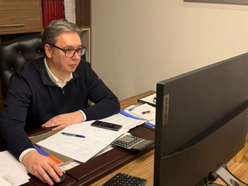 Vučić započeo konsultacije sa predstavnicima stranaka