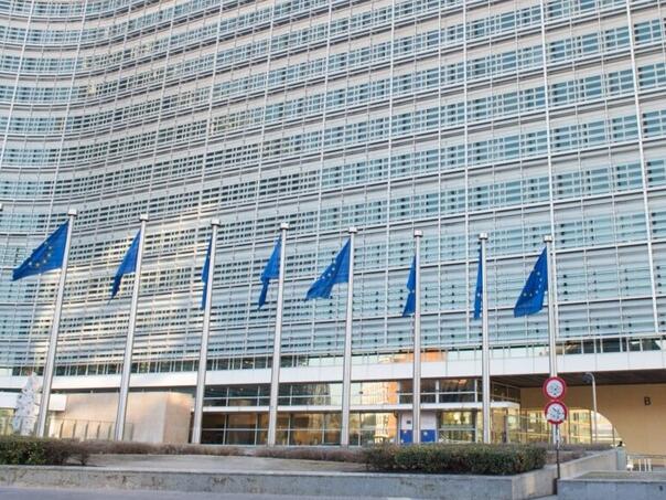 Vučić povukao opasan potez, iz EU stigla kritika