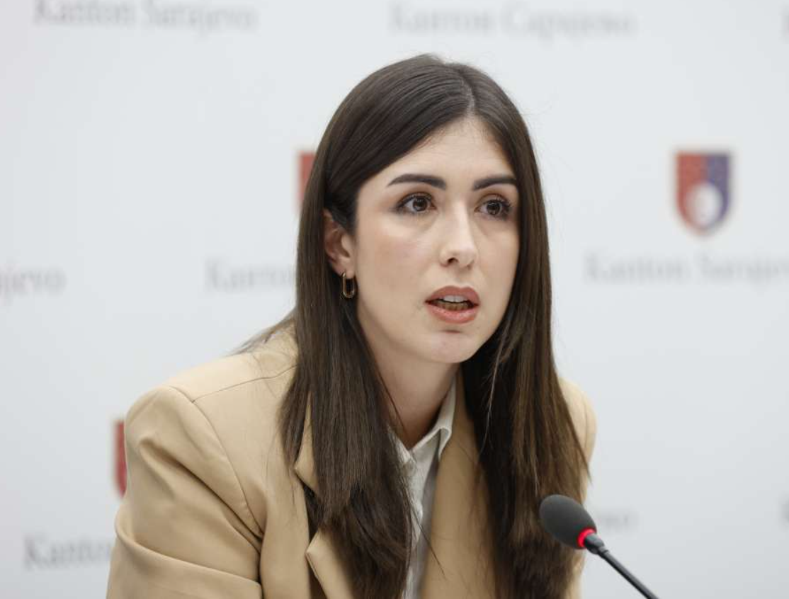 Vujović: Ostavka premijera KS Nihada Uka politički igrokaz