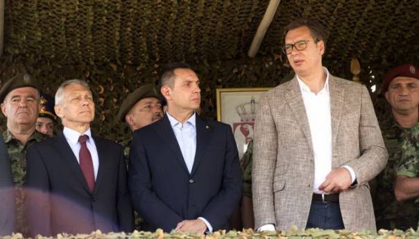 Vulin: Politika Prištine može izazvati sukob koji će zapaliti Balkan