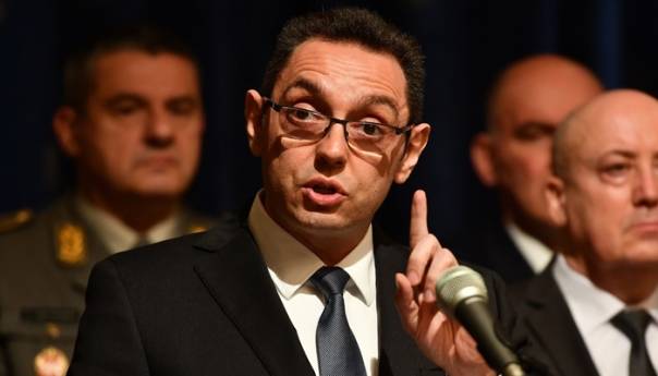 Vulin: Vučić je predsjednik svih Srba