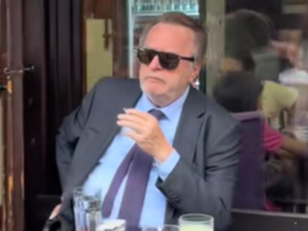 You have problem, you come here: Ko je Hamo sa snimka koji će ući u legendu