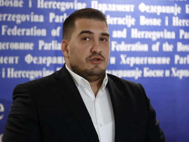 Zahiragić: Podnijet ću prijave protiv Ljubiše Ćosića i RTRS-a