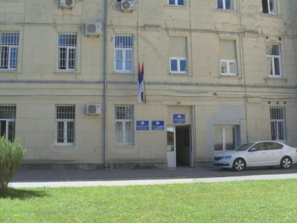 Zalutali metak pogodio mladića u centru Trebinja